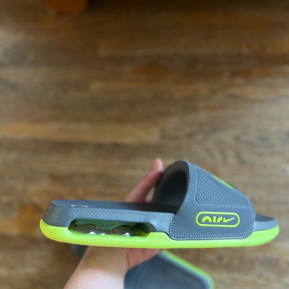 Nike dunk volt splash!BRAND NEW!! Size 11  combo w/ Nike volt slides sz 12! Rare - Picture 9 of 15